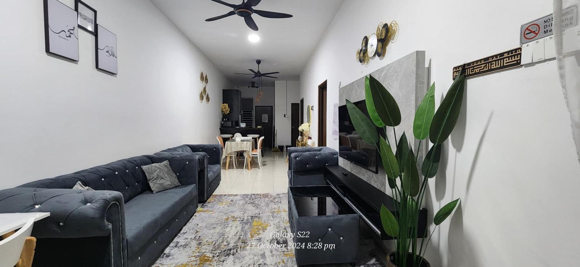 Fazlizasuite Homestay @ Teluk Kemang-Muslim Preferred Порт-Диксон Экстерьер фото
